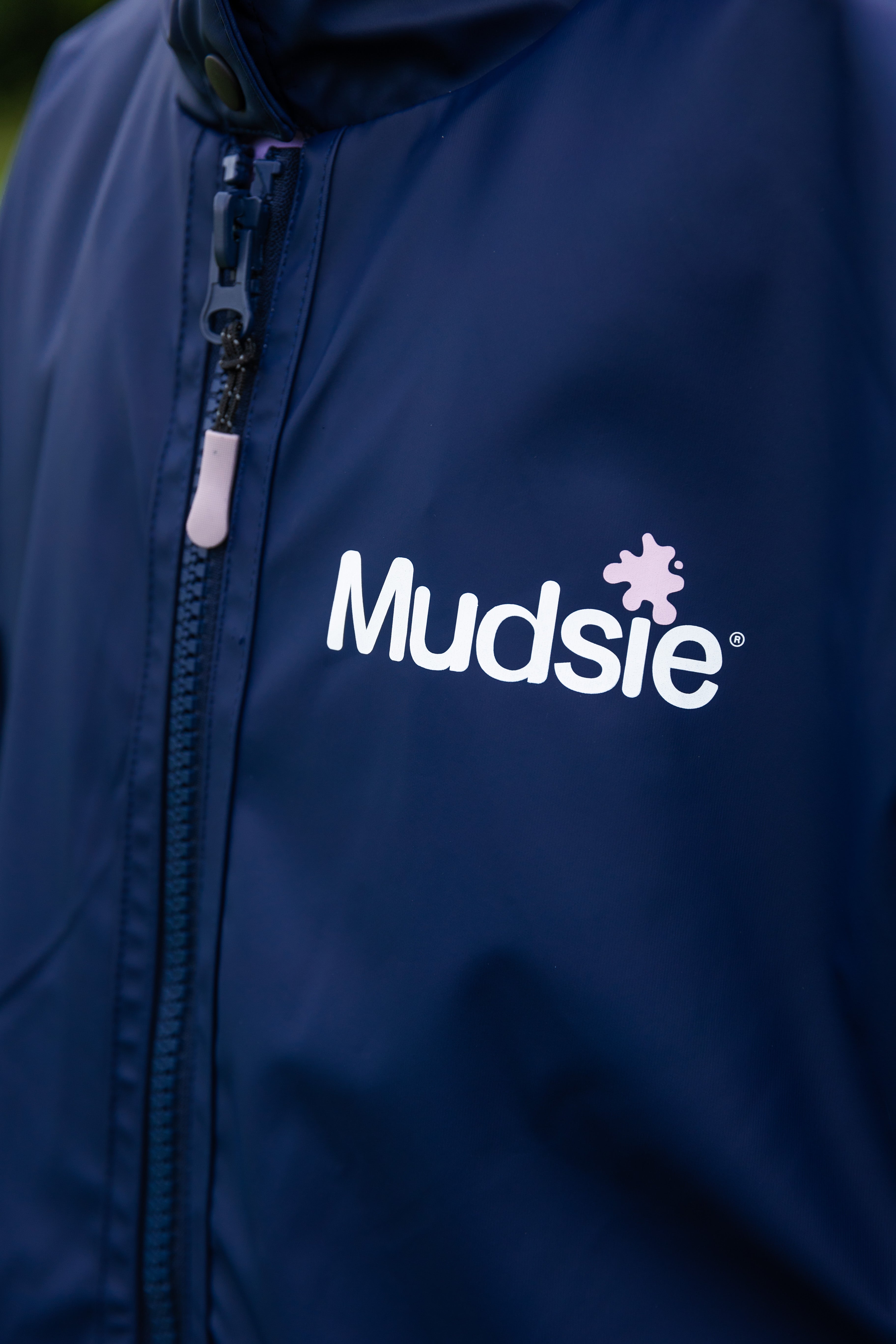 DUSTY PINK LOGO MUDSIE COAT